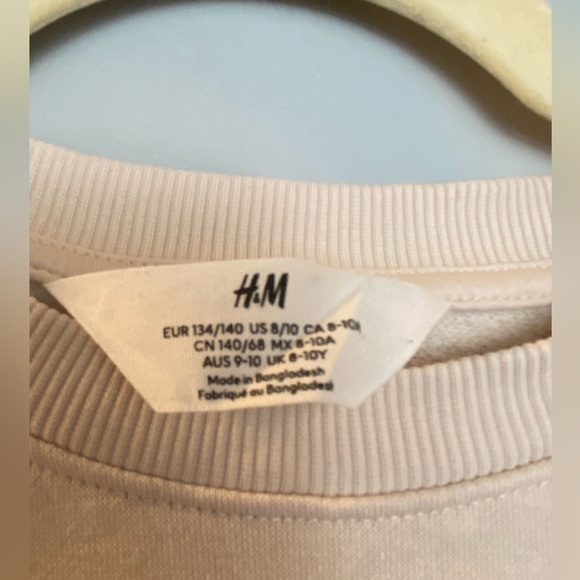 Kids H&M Christmas sweater | Kids size 9/10| Holiday sweater | - Picture 2 of 5